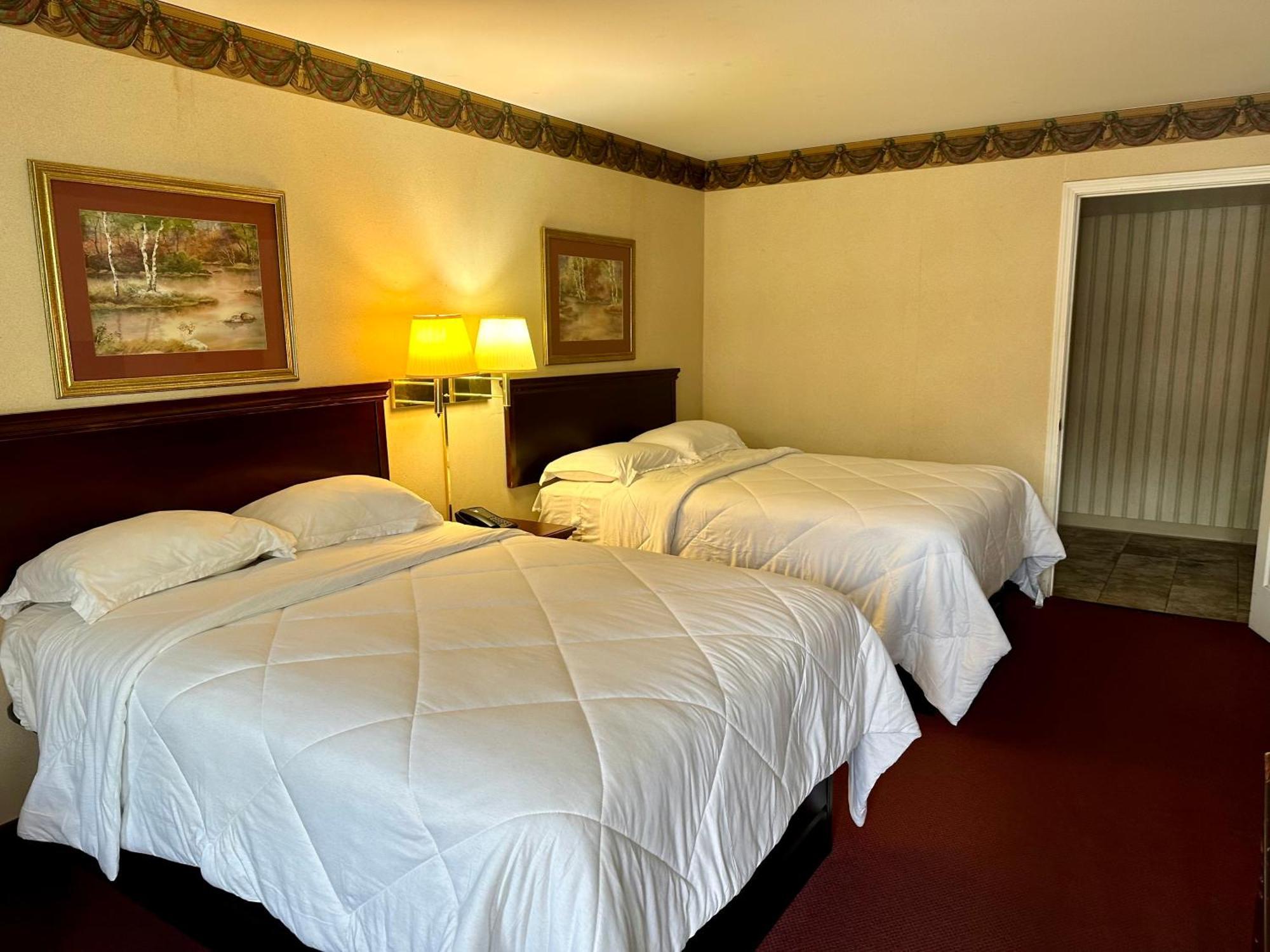 The Stratton Inn Princeton Экстерьер фото